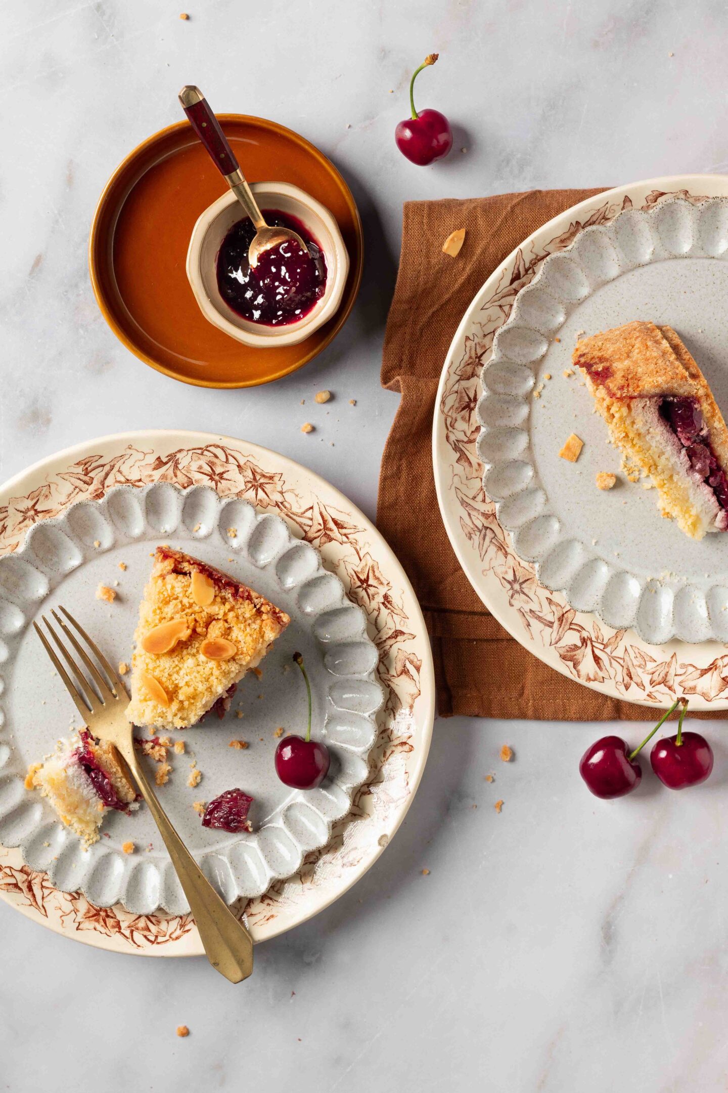 sbriciolata alle ciliegie e ricotta