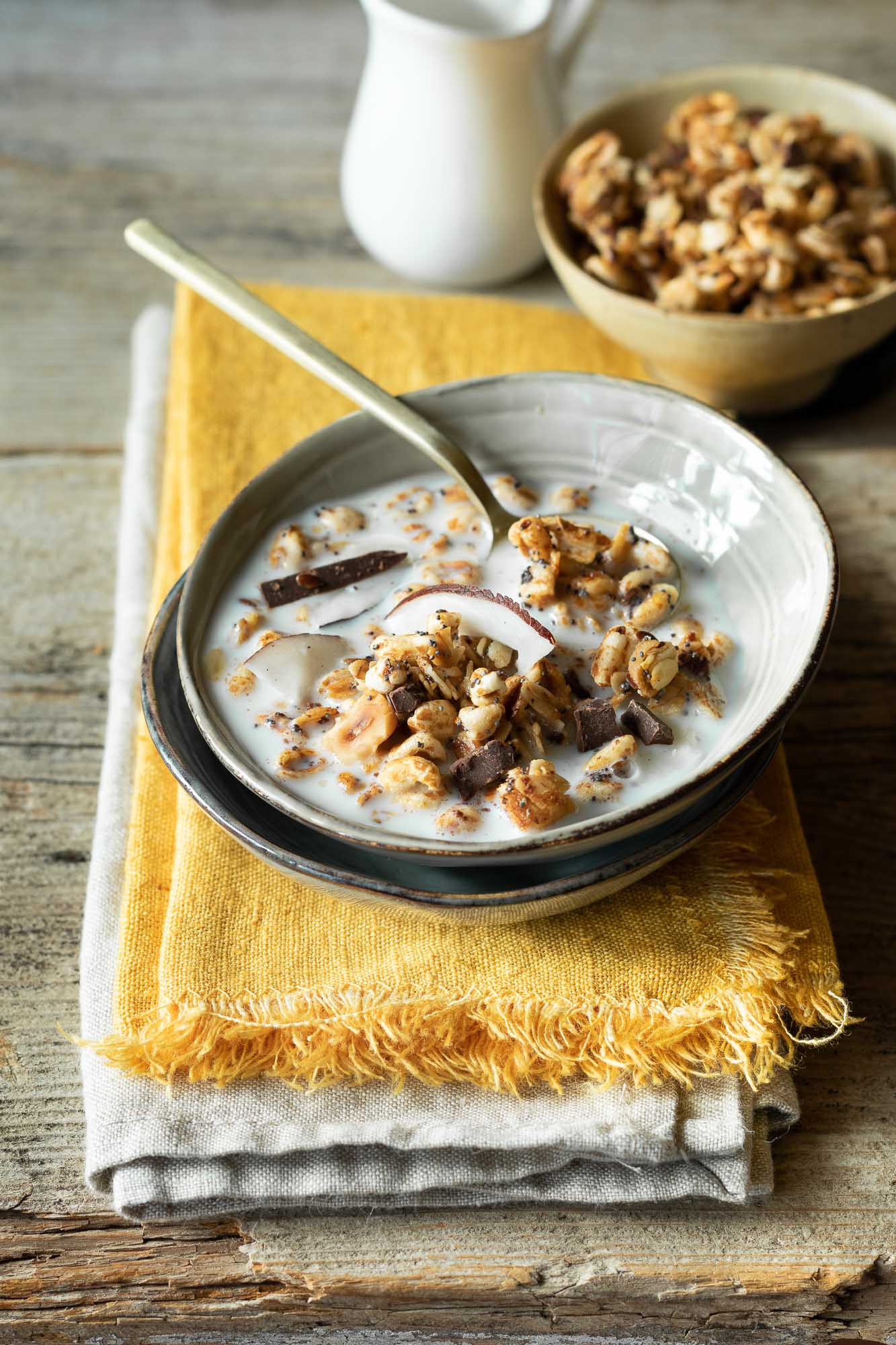 Granola cioccolato, nocciole e cocco