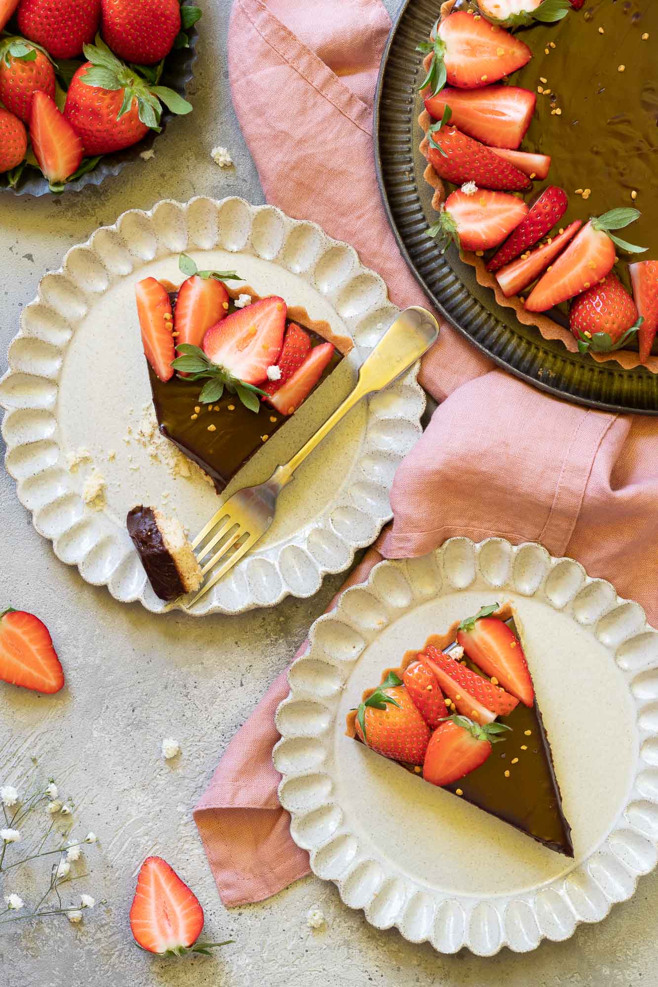 Crostata con ganache e fragole