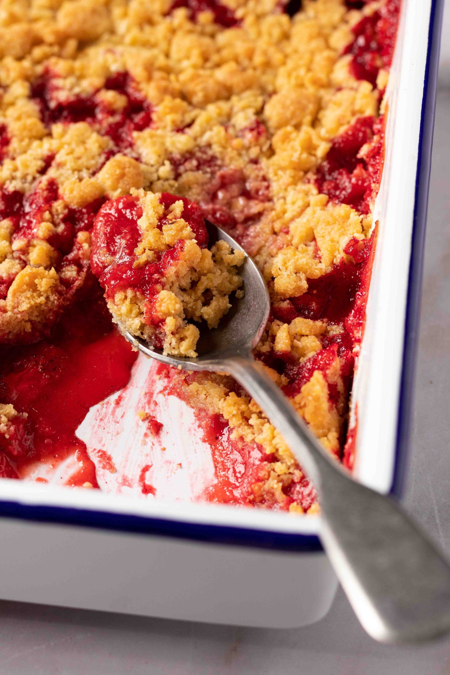 crumble di fragole al mais